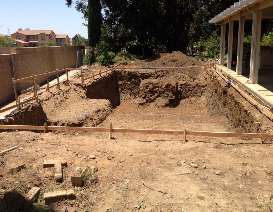 Excavación para piscinas de obra en Barcelona