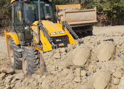 Carga de tierras para transporte
